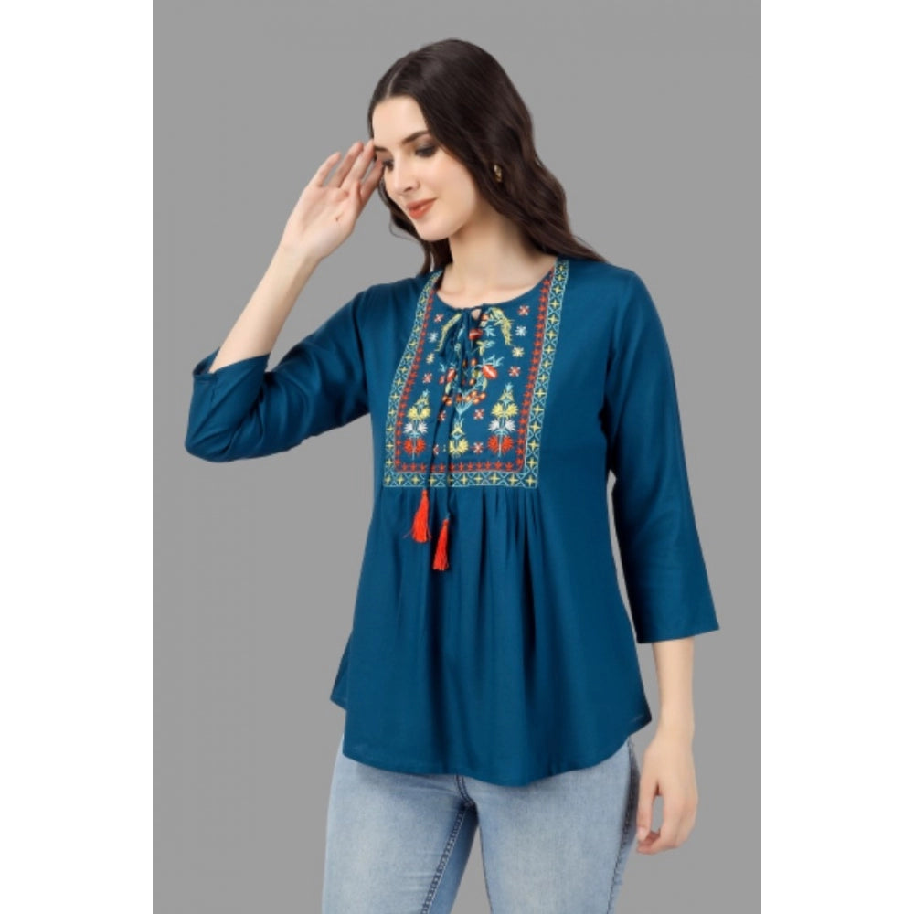 Generic Women's Embroidered Short Length Rayon Tunic Top (Light Blue)