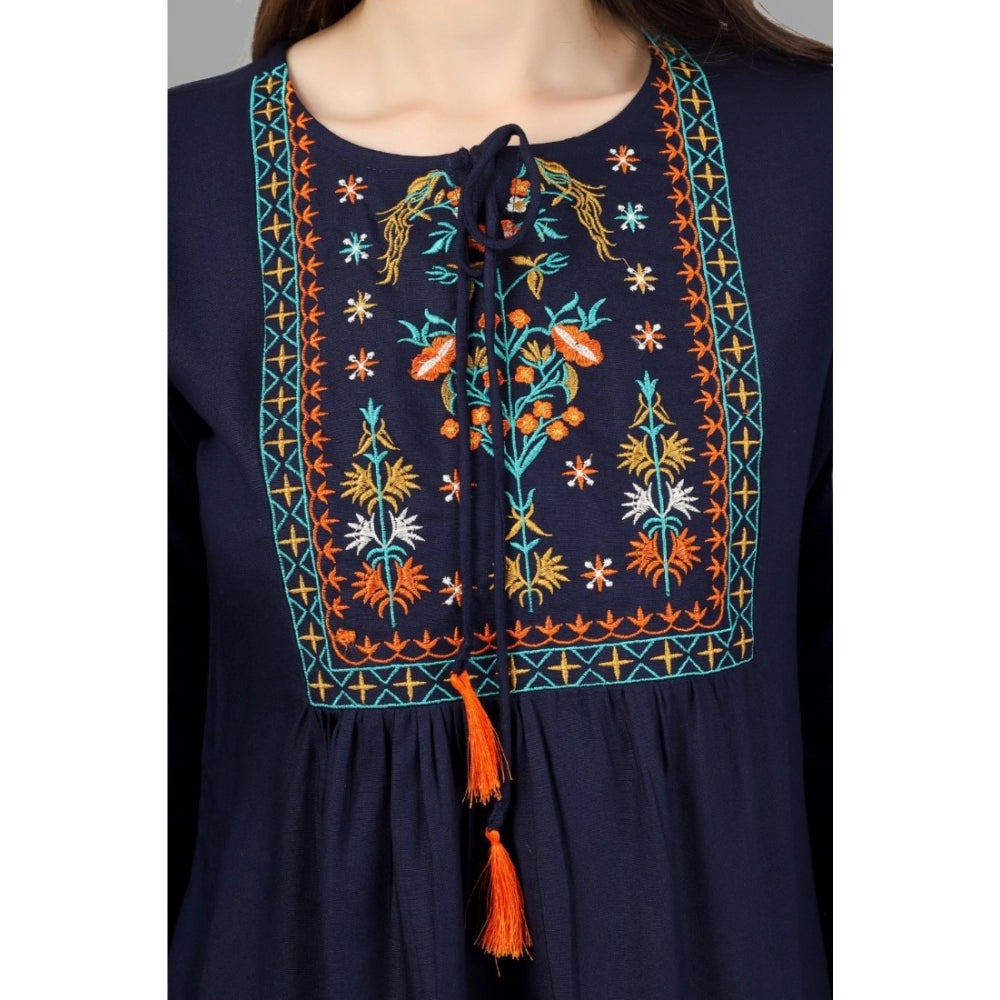 Generic Women's Embroidered Short Length Rayon Tunic Top (Blue)