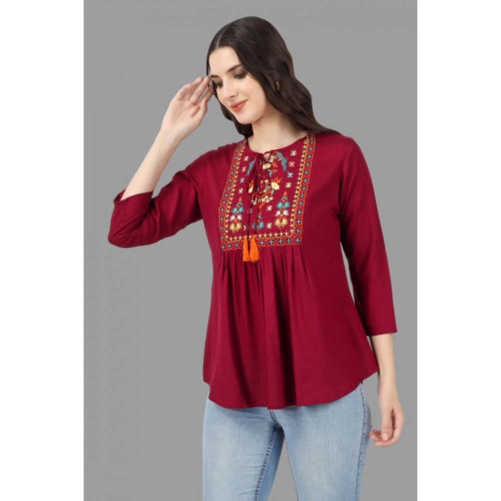 Generic Women's Embroidered Short Length Rayon Tunic Top (Maroon)