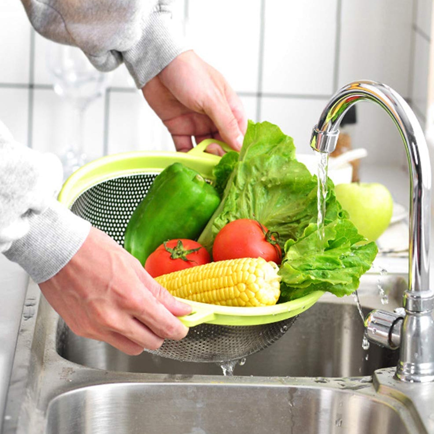 7145 Stainless Steel Colander with Handle, Large Metal Green Strainer for Pasta, Spaghetti, Berry, Veggies, Fruits,  Kitchen Food Colander, Dishwasher Safe DeoDap