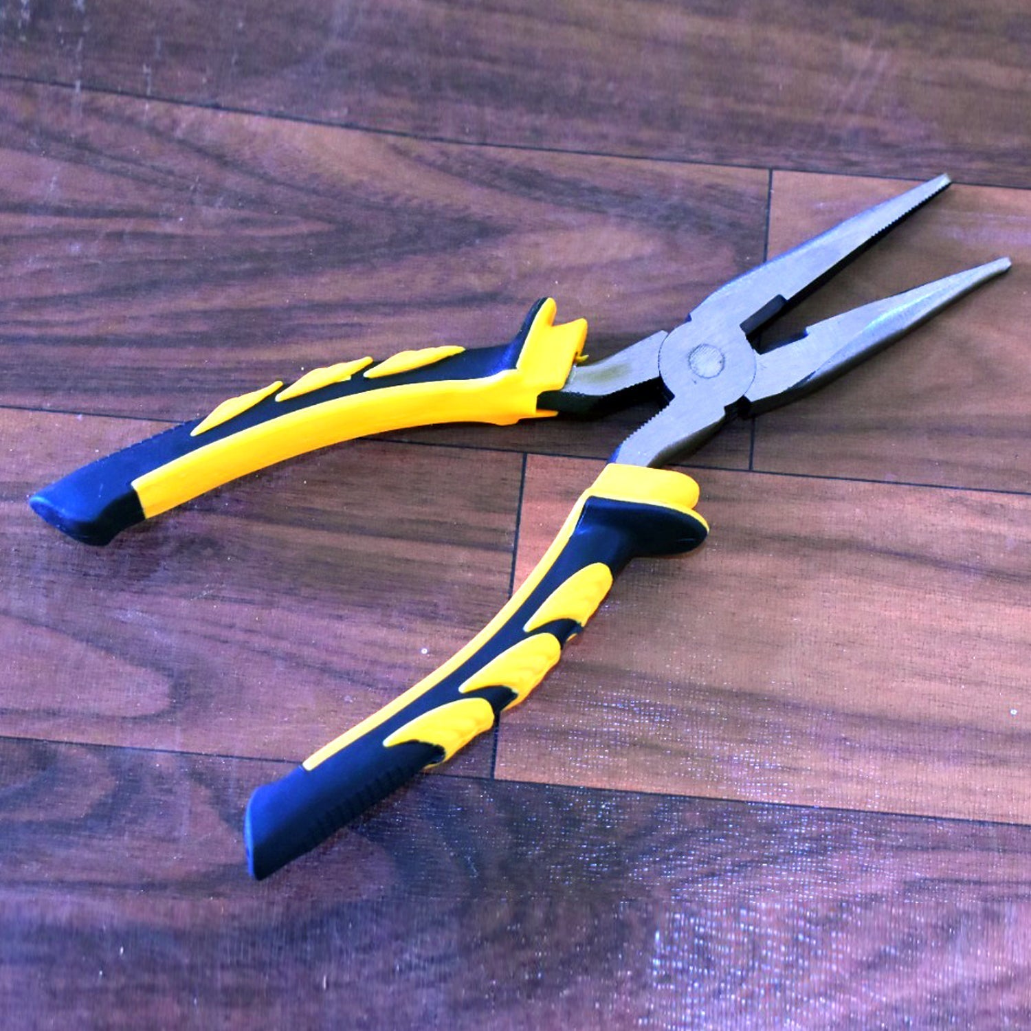 9166 Sturdy Steel Combination Plier Double Color Sleeve 