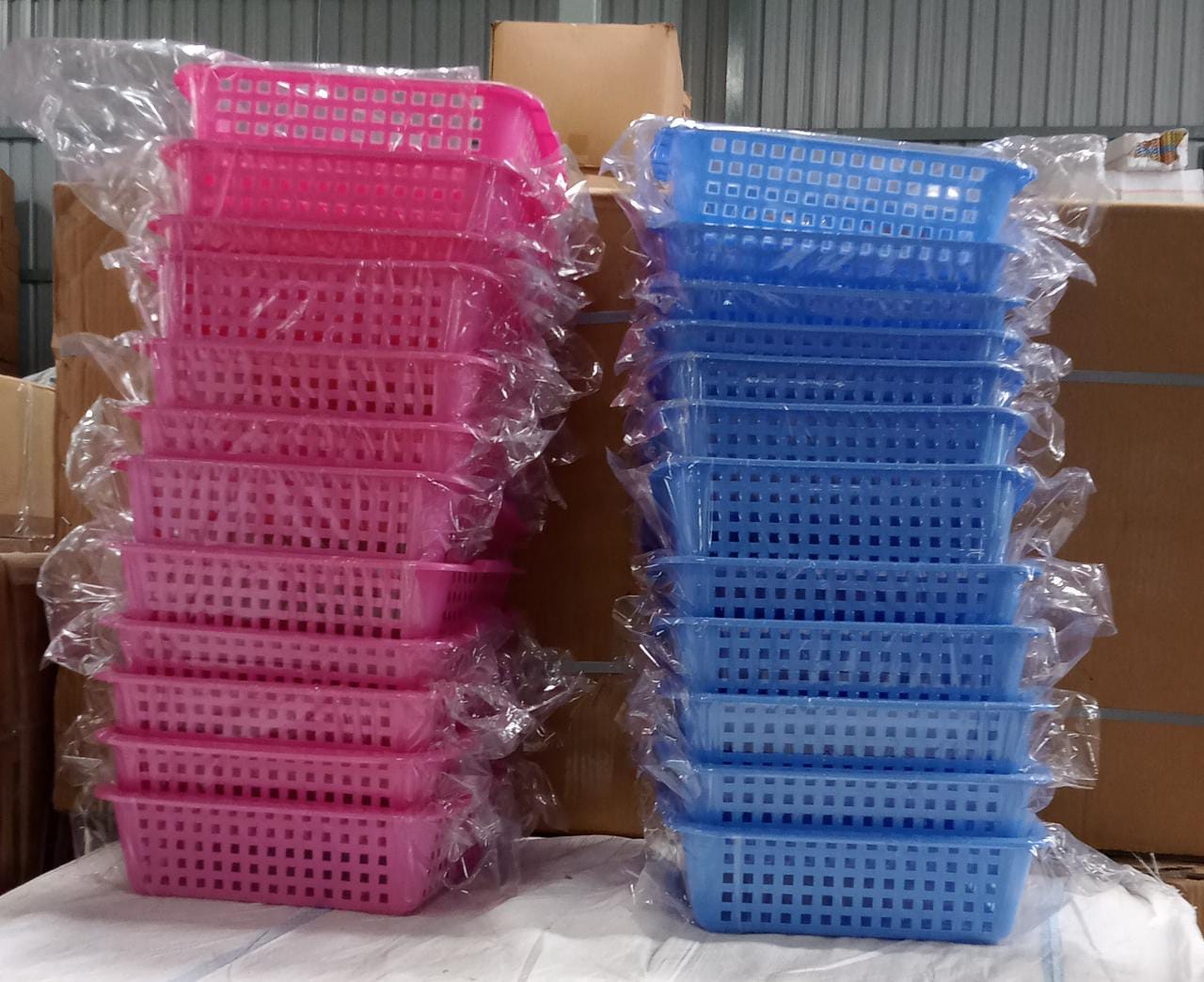 2481 Plastic Small Size Cane Fruit Baskets